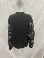Waffle knit round neck top with star camouflage patchwork sleeves and letter printed men's and women's loose casual hoodie